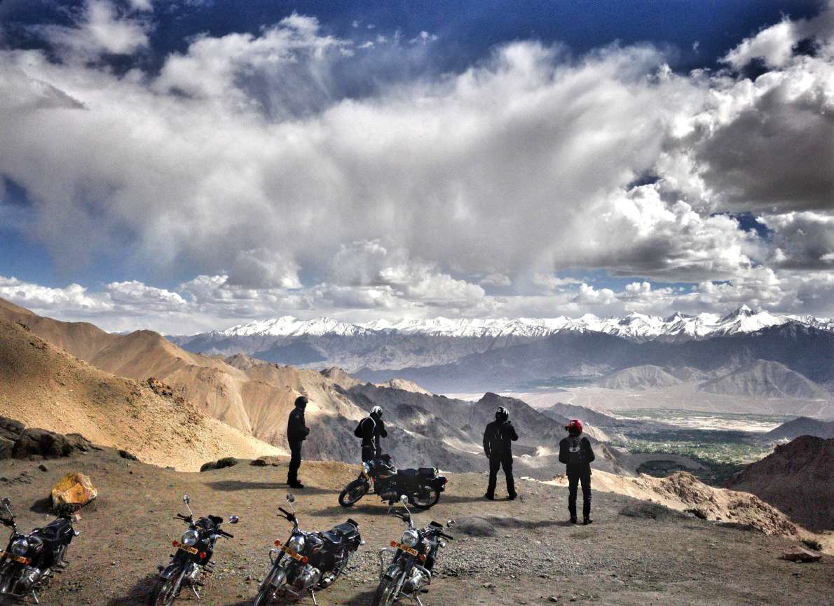 motorcycle tour india manali