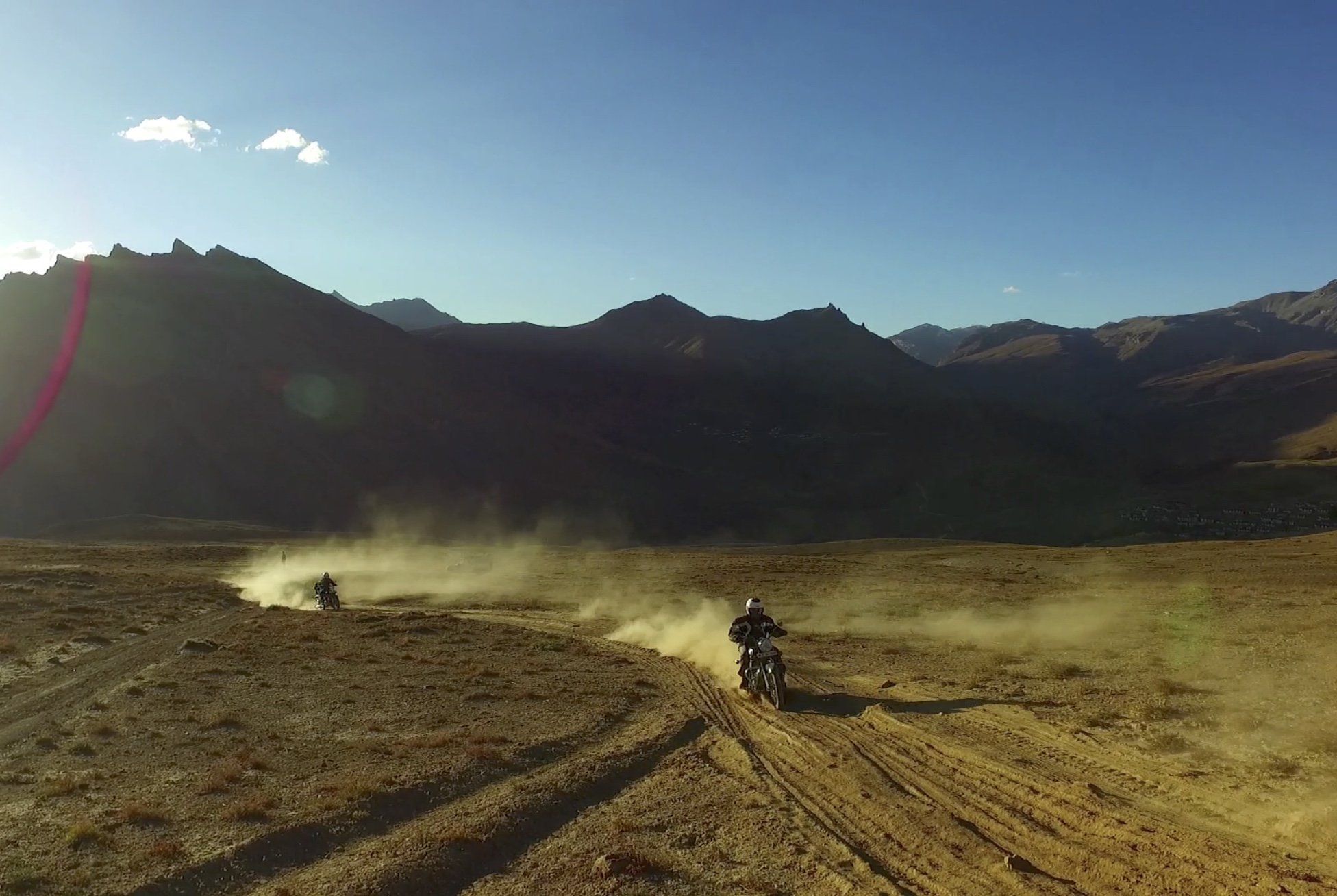 Motorcycle road trip India / Himalaya - To the Gateway of Tibet